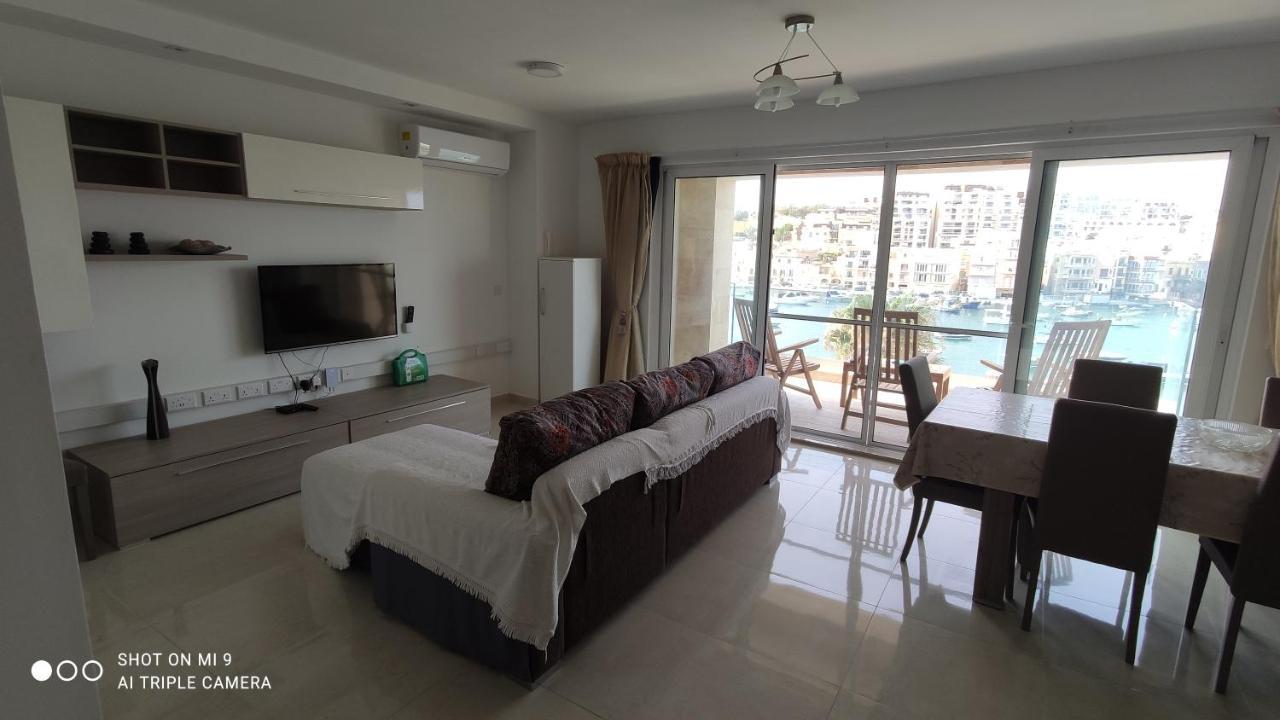 Aquamarine Sea Front - Third Floor Apartment