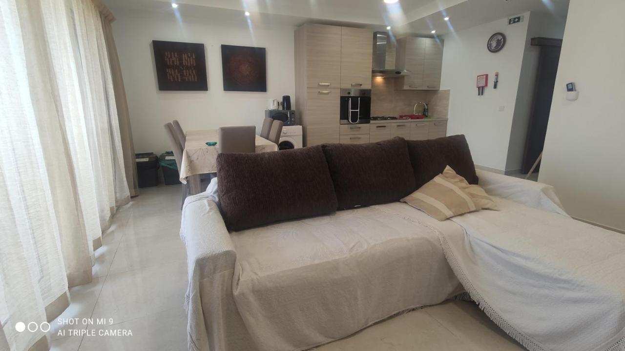 Aquamarine Sea Front - Third Floor *