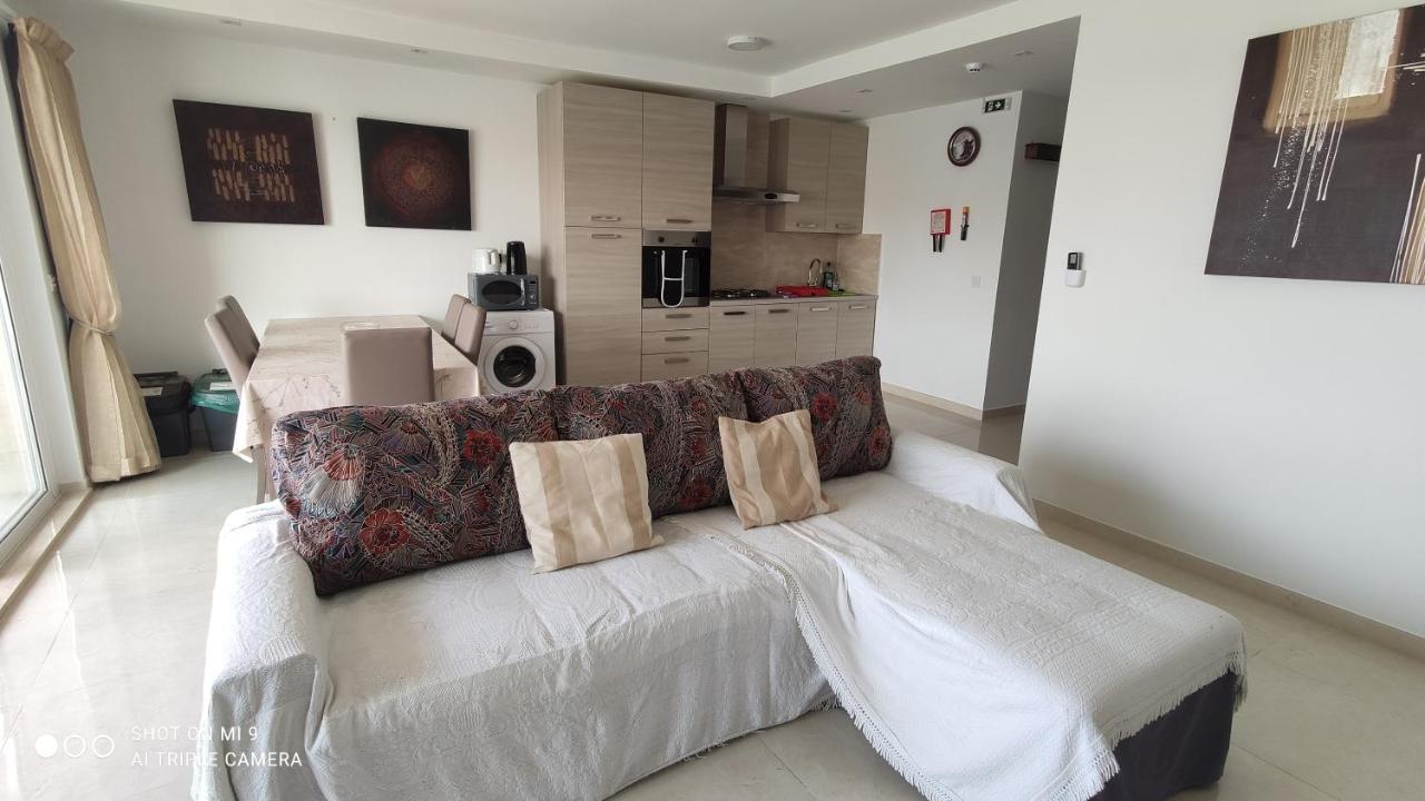 Aquamarine Sea Front - Third Floor